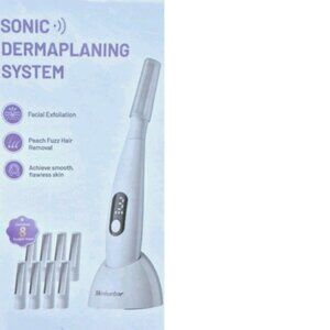Dermaplane Razor System Face Exfoliation Wireless Charging W/8 Refills NIB